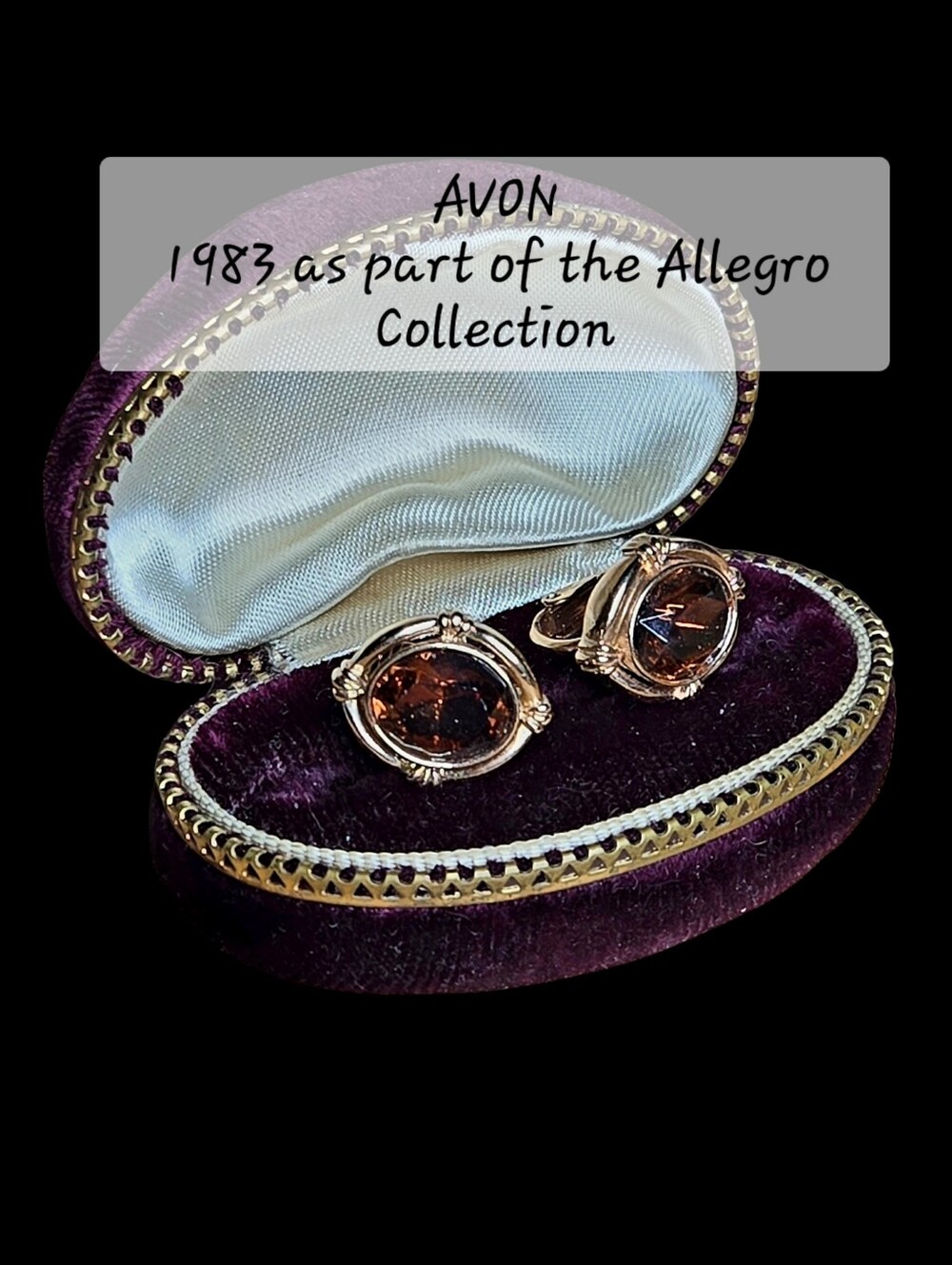 Vintage Avon 1983 as part of the Allegro Collection clip earrings